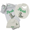 Set Nascita Personalizzato. Body, Scarpette, Bavaglino, Cappellino.