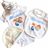 Set Nascita Personalizzato. Body, Scarpette, Bavaglino, Cappellino.